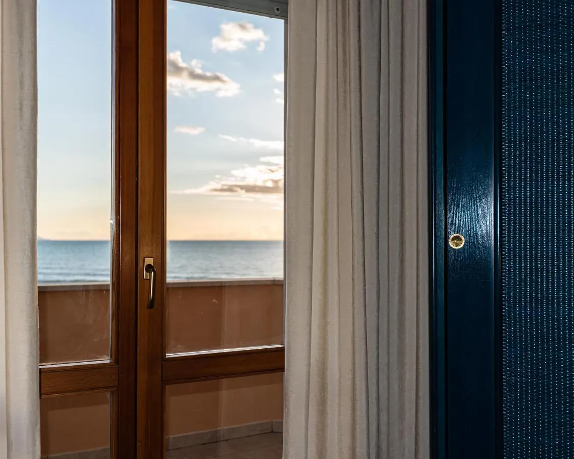 Hotel Il Delfino San Vincenzo