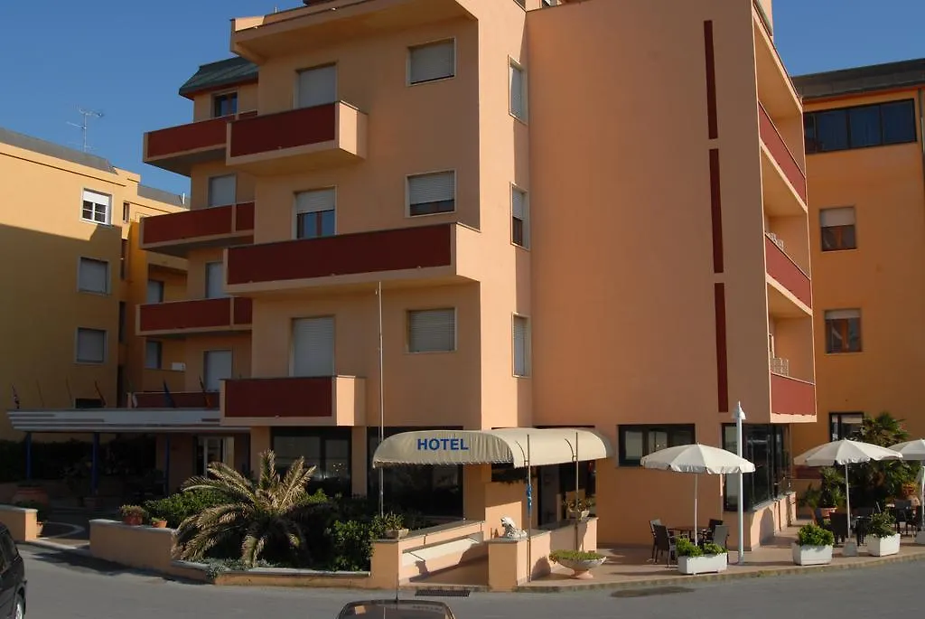Hotel Il Delfino San Vincenzo